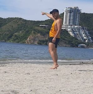 Meet your Posher, Jhon jairo